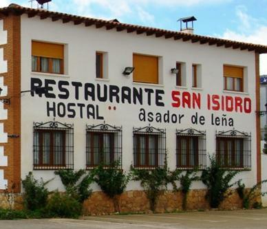 Hostal Restaurante San Isidro Quintanar de la Orden Eksteriør billede